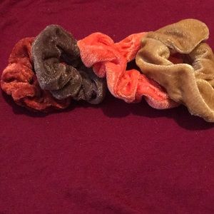 im FALLing for you srunchies